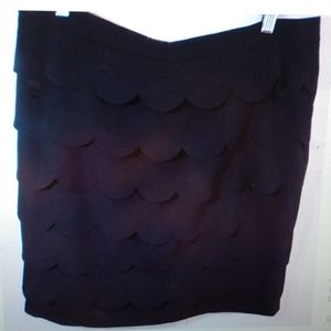 Zac & Rachel Size 14 Black Scalloped Skirt